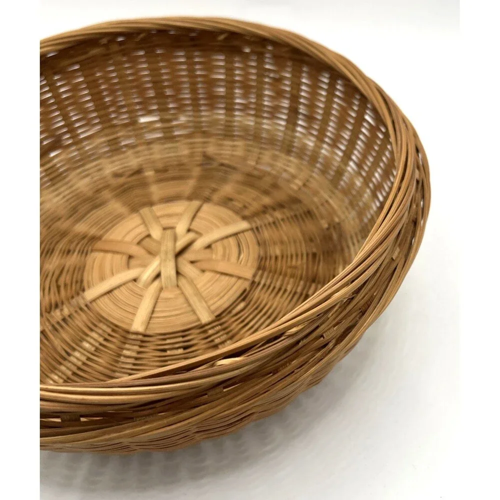 Vtg Woven Chinese Split Bamboo & Rattan Woven Boho Round Storage Basket & Lid